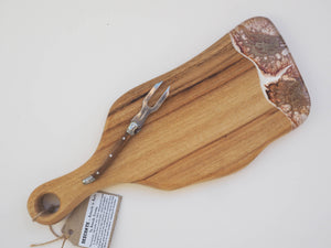 Small Paddle Cheeseboard Including knife. (CB9)
